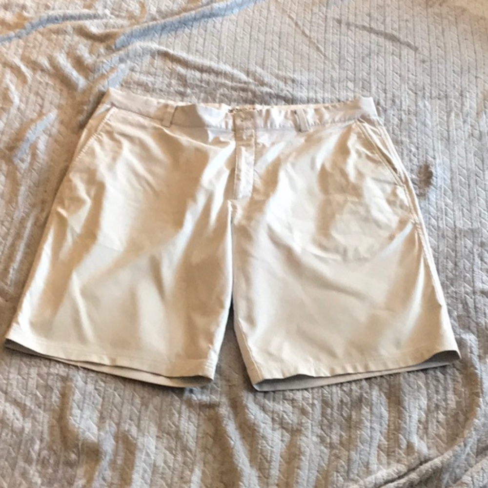 Men’s Nike Golf Shorts